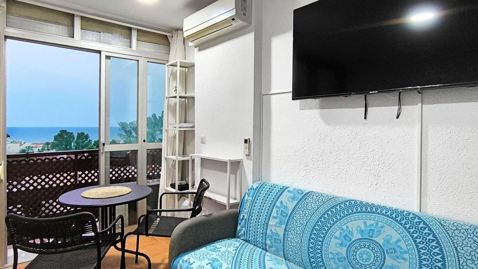 Las Naciones Studio Lägenhet Benalmádena Exteriör bild